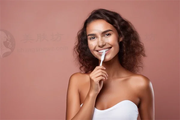 超值优惠！临汾东琳种植齿科医院洗牙服务现仅需300元起，原价500元起，尽享洁牙体验，机会难得，赶快来体验吧！