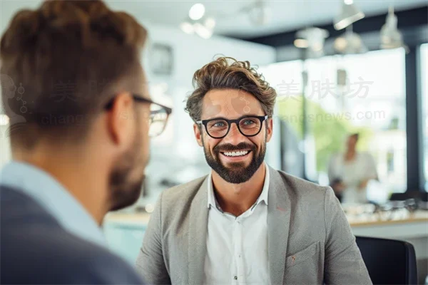 苏州哪家眼科医院近视手术更擅长处理高龄患者